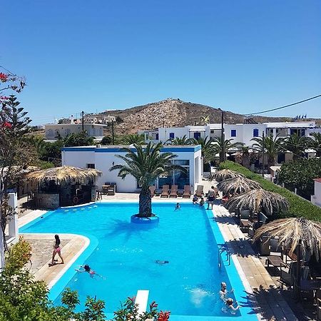 Amfitrion Hotel Vári 외부 사진