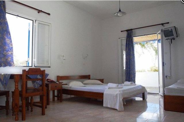 Amfitrion Hotel Vári 객실 사진